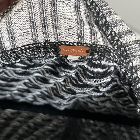 Free People Jane Top in Black and White Size Medium - Picture 7 of 7